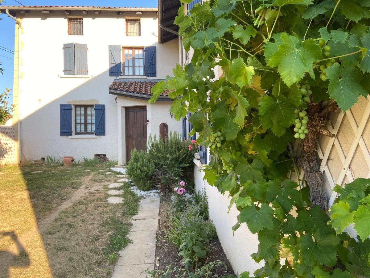 Le Regrimet Avec Parking Gratuit Et Prive Bed & Breakfast Lens-Lestang Exterior foto