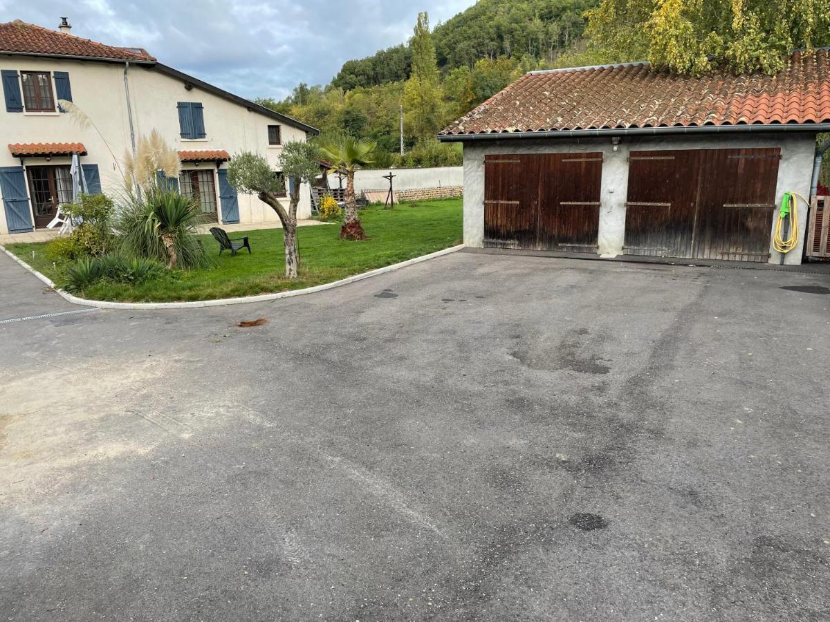 Le Regrimet Avec Parking Gratuit Et Prive Bed & Breakfast Lens-Lestang Exterior foto