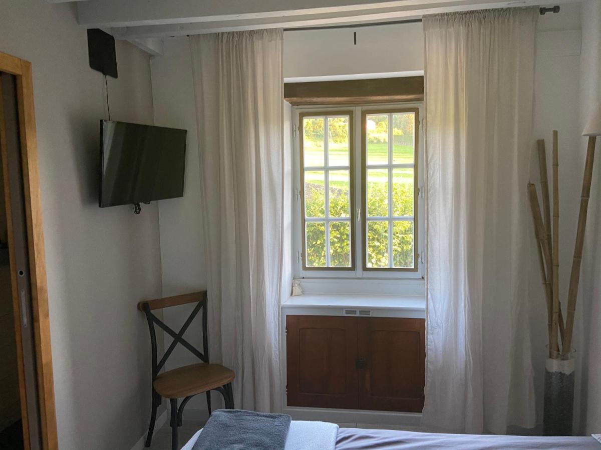 Le Regrimet Avec Parking Gratuit Et Prive Bed & Breakfast Lens-Lestang Exterior foto