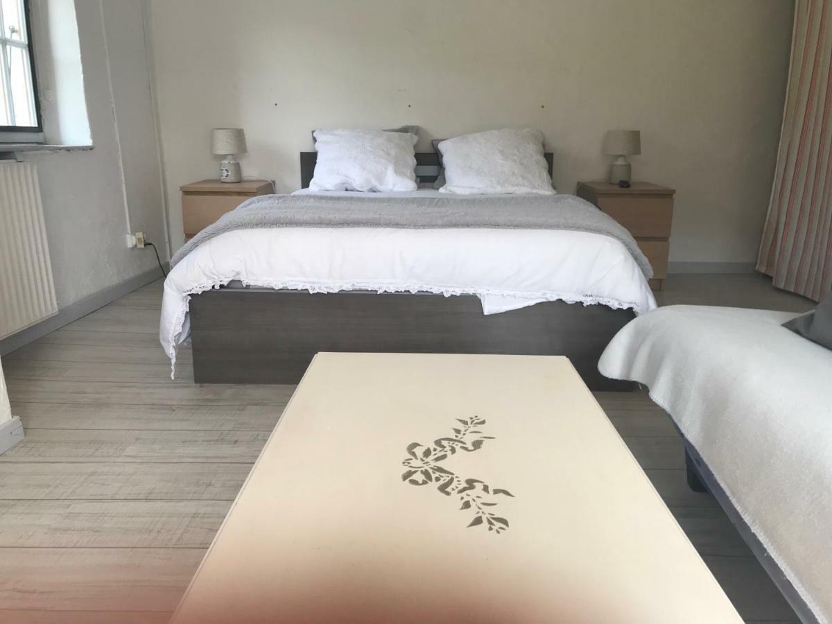 Le Regrimet Avec Parking Gratuit Et Prive Bed & Breakfast Lens-Lestang Exterior foto